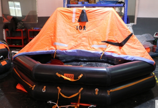 Throwable Inflatable Liferaft  10